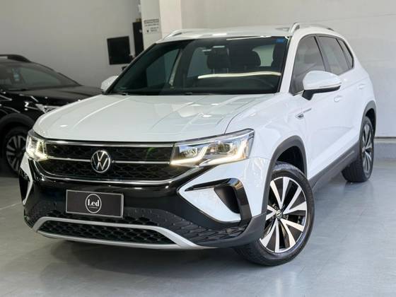 VOLKSWAGEN TAOS 1.4 250 TSI TOTAL FLEX HIGHLINE AUTOMÁTICO